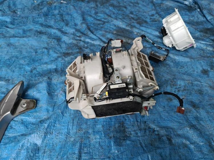 Мотор печки Хонда Легенд в Назрани 206136